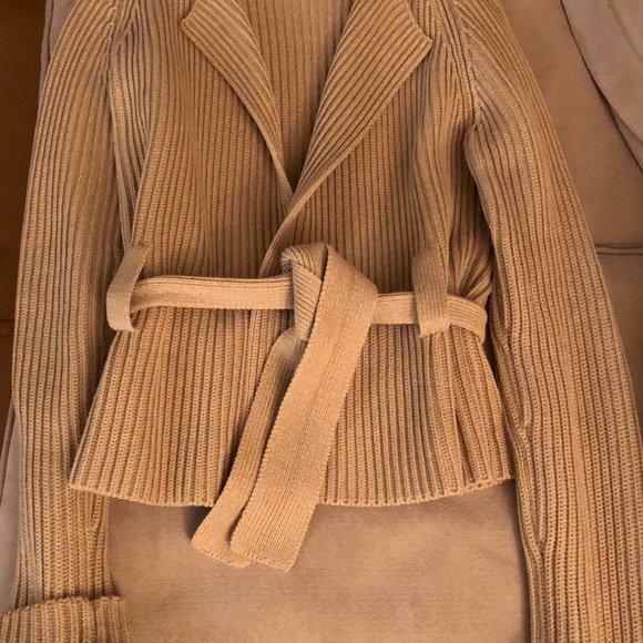 Beige Ribbed Knit Sweater - Picture 3 of 6